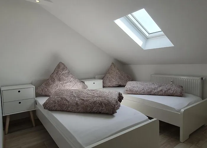 Ruhige Und Moderne 2-Zi. Wohnung