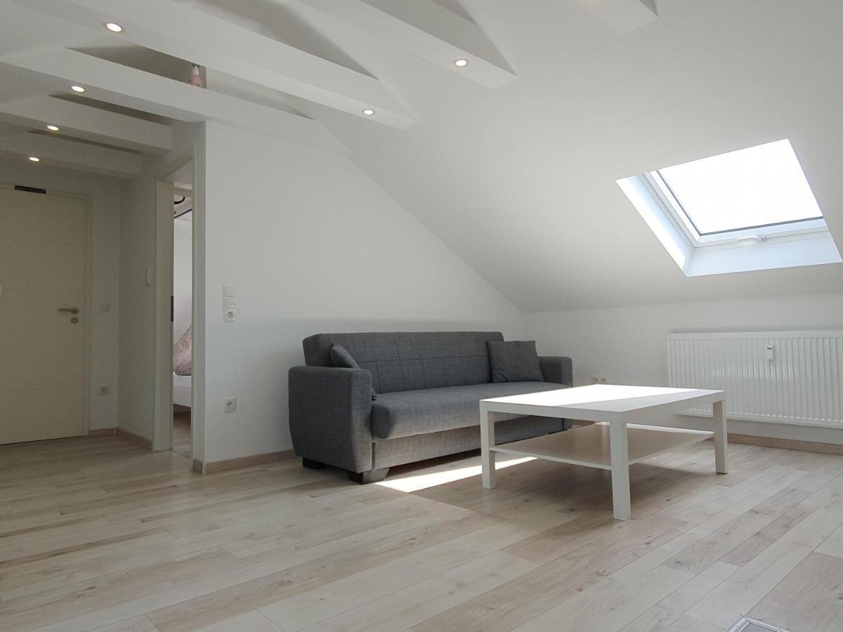 Apartment Ruhige Und Moderne 2-zi. Kulsheim