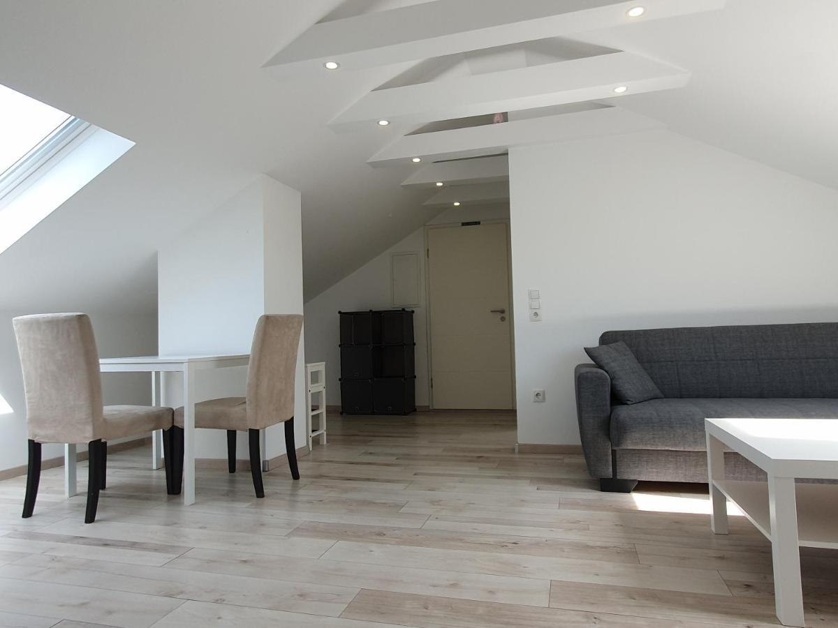Ruhige Und Moderne 2-zi. Kulsheim
